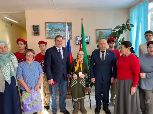 Анна Зимнякова: «Жизнь была тяжелая, но мы не унывали»