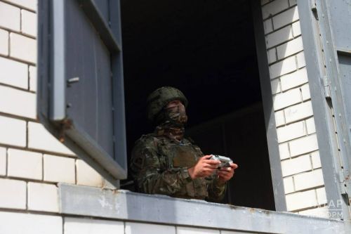 В Татвоенкомате озвучили условия для желающих заключить контракт в Войсках беспилотных систем.