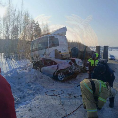 Три человека погибли в ДТП с участием KIA и «КамАЗ»