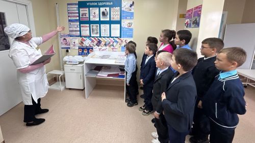 Школьники узнали основы первой помощи на экскурсии
