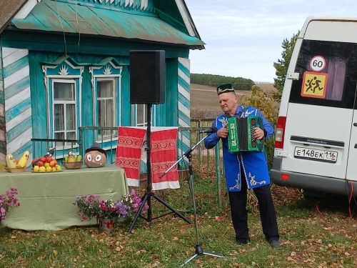 Артисты автоклуба выступили с программой в селе Уреево-Челны