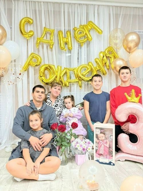 История крепкой семьи: как любовь и поддержка создают счастье