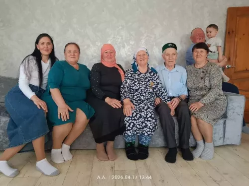 Балык Бистәсендә тырыш,үрнәк Шәйхетдиновлар гаиләсе яши