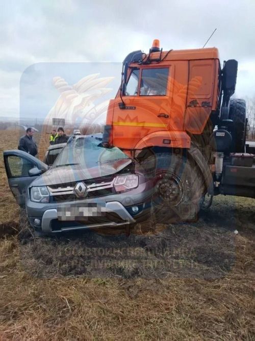 Два человека погибли в ДТП с грузовиком в Татарстане
