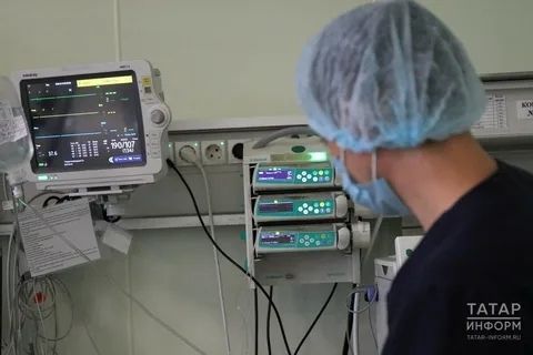Врачи спасли лицо молодого тренера после падения ворот