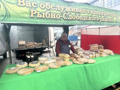 В Осиново прошла ярмарка: рыбнослободские производители представили свою продукцию