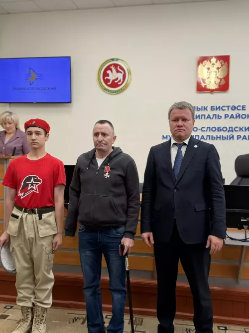 В Рыбной Слободе почтили подвиг военнослужащих района