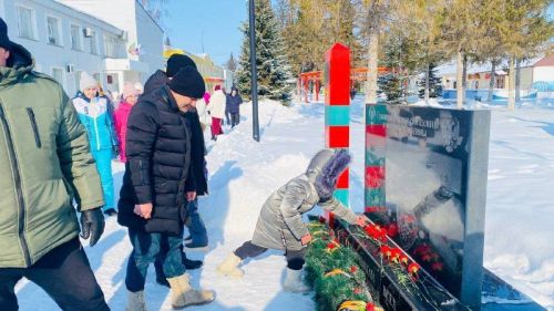 В Рыбной Слободе состоялся торжественный митинг по случаю Дня защитника Отечества