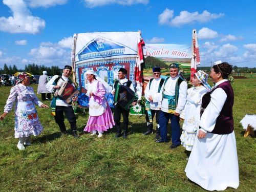 Фестиваль женского народного промысла «Бистә шәле» в Рыбной Слободе