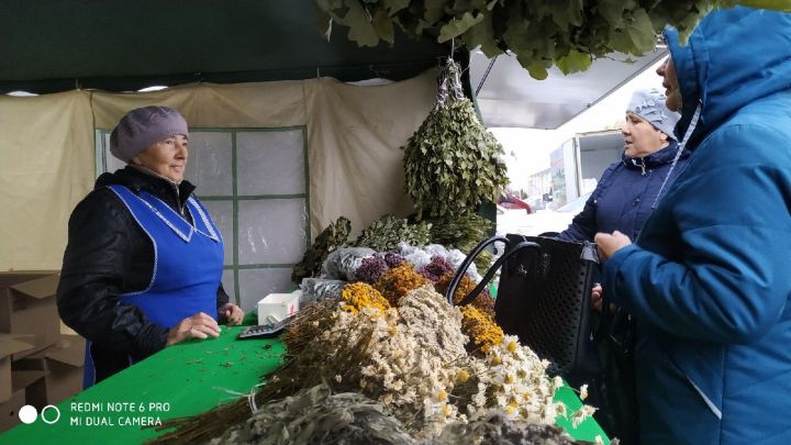 В Рыбной Слободе прошла ярмарка