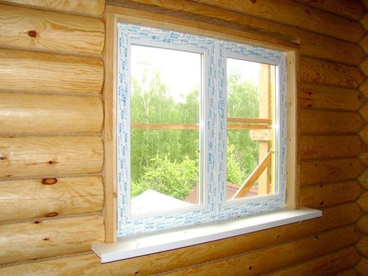 Почему нельзя ставить пластиковые окна в деревянном доме?