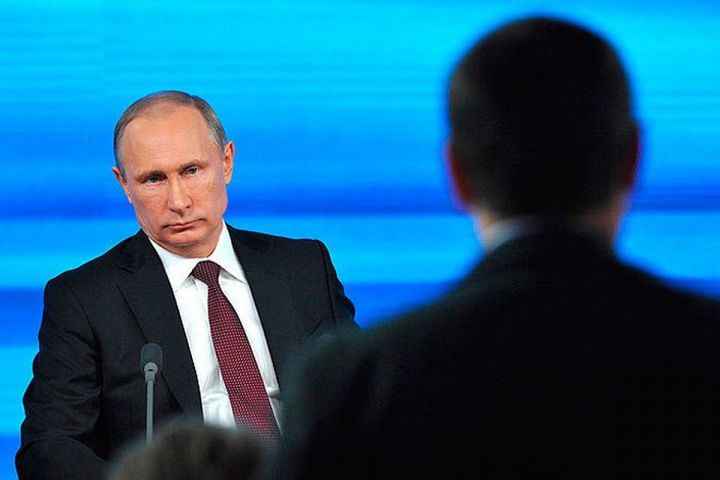 Путин попросил россиян не сердиться, если у них зарплата ниже 45 тысяч рублей