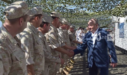 Офицерам из Татарстана на военной базе в Сирии вручили медали к 100-летию ТАССР