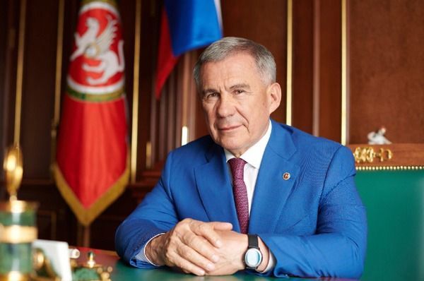 Рустам Минниханов поздравил всех татарстанцев с &nbsp;Днем народного единства &nbsp;