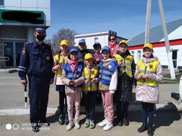 В Рыбной Слободе прошла акция "Георгиевская ленточка" посвящённая празднованию 76 ой годовщине Великой Победы