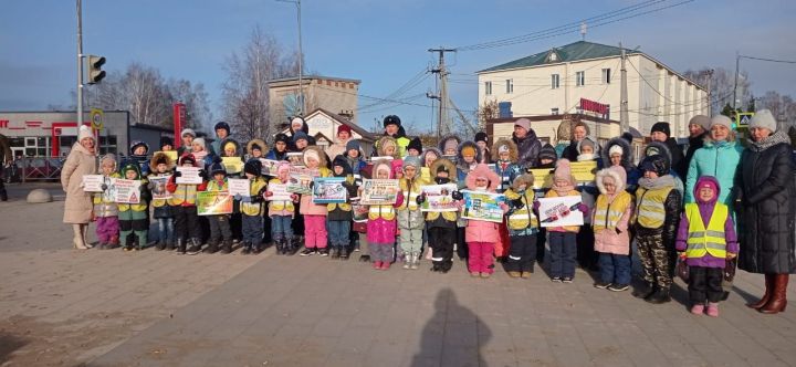 В Рыбно-Слободском районе прошла акция в память о жертвах ДТП