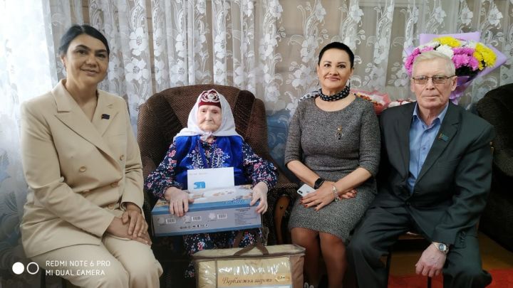 Старожил села Юлсубино отметила 95-летие