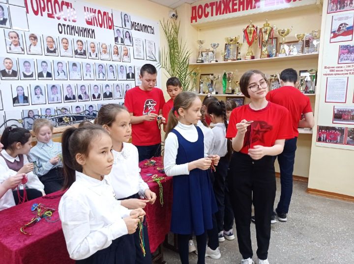 В Рыбно-Слободской школе №2 прошел день, посвященный музыке, ИЗО, и технологии. 
