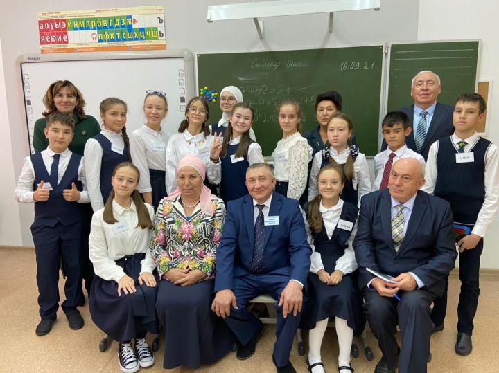 Житель Рыбно-Слободского района рассказал, почему стал учителем