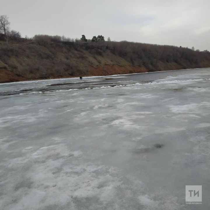 В Рыбно-Слободском районе  мужчина погиб провалившись под лёд во время рыбалки