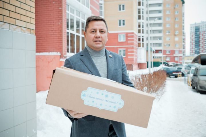 Депутат Госдумы от Татарстана подарит больше пяти тонн продуктов для 1379 детей