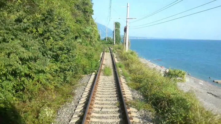 Россияне смогут  уже этим летом поехать в Абхазию на скоростном поезде
