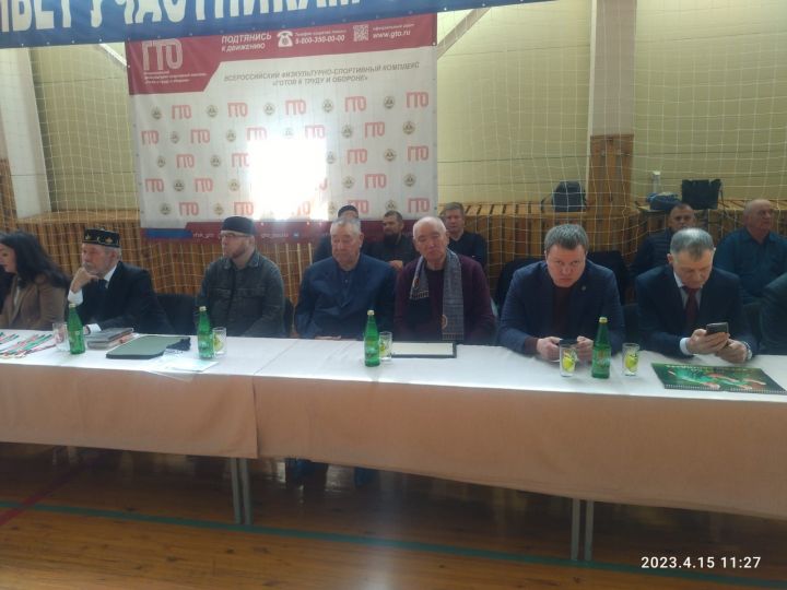 В Рыбно-Слободском районе проходит турнир по борьбе в память о Раисе Валееве