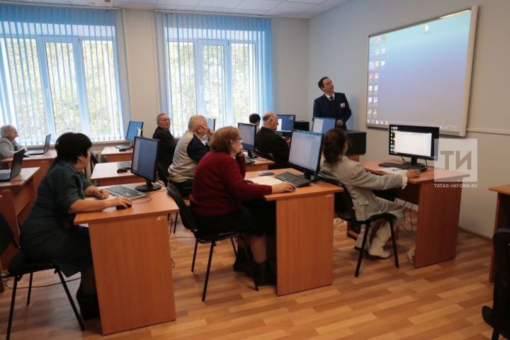 В Татарстане более 900 жителей нашли работу получив профессию по нацпроекту «Демография»
