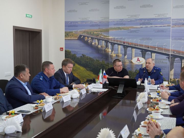 Руководство и предприниматели Рыбно-Слободского района стали участниками встречи в соседнем районе