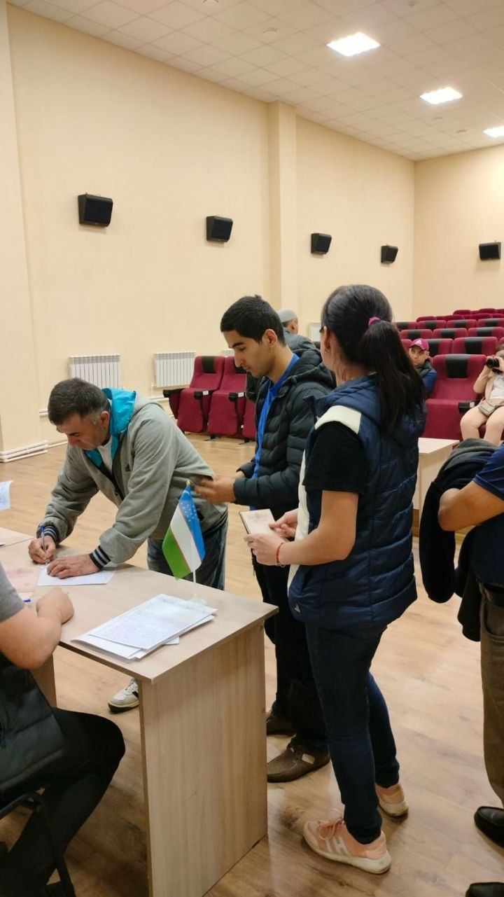 В Рыбно-Слободском районе граждане Узбекистана смогли проголосовать за референдум в своей стране не выезжая за границу