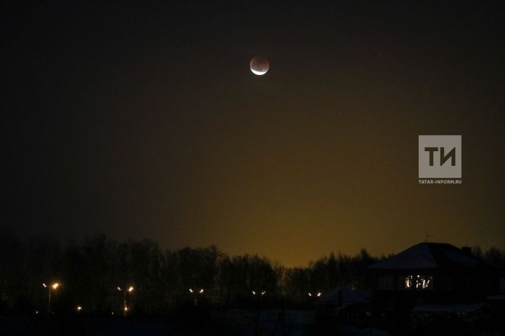 Россияне смогут увидеть лунное затмение