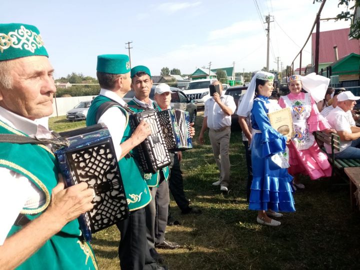 В селе Кугарчино жители провели праздник улицы