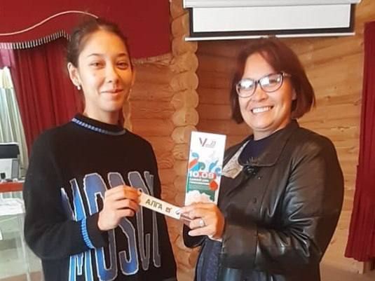 Молодые жители Татарстана получили в подарок сувениры от ЦИК РТ