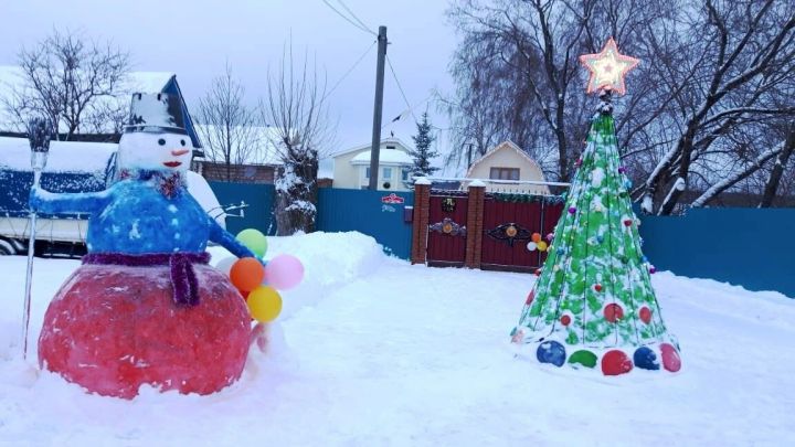 Драконы, зайцы и снежные танки: голосуйте за лучший зимний двор в Татарстане