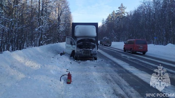 В Зеленодольском районе пожарные за сутки потушили три возгорания