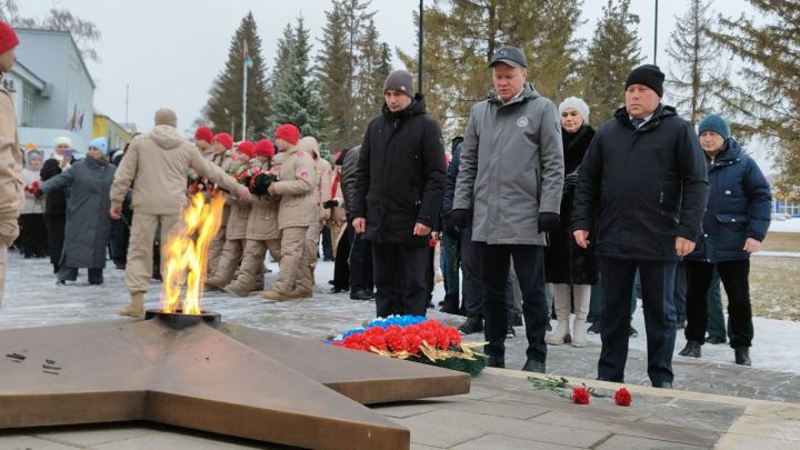 В Рыбной Слободе отметили День Неизвестного Солдата