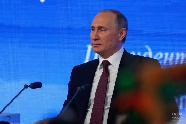 По данным экзитполов Владимир Путин набирал 89% голосов