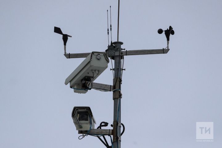 В Татарстане камеры начали фиксировать автомобили с выключенными фарами