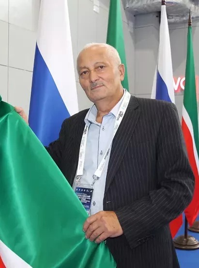 Как я начинал свой путь в журналистике: воспоминания Дамира Бадреева