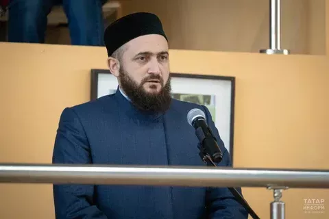 Камил Сәмигуллин якынлашып килүче Ураза гаете белән котлады