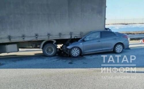 Четыре человека погибли в аварии на трассе М-12 в Татарстане