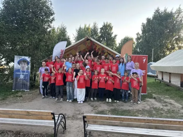 В палаточном лагере «Сэйлэн» открылась новая смена Движения Первых