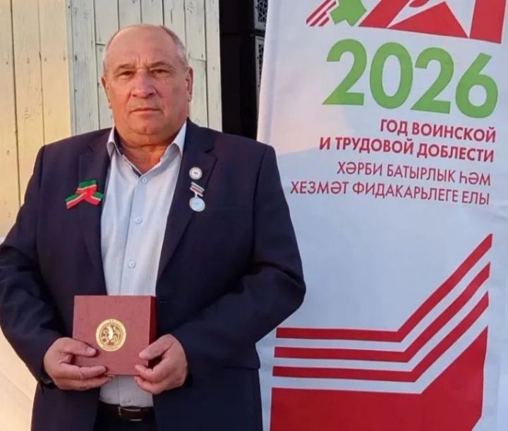 Үз халкына хезмәт итүче  Владимир Банницин